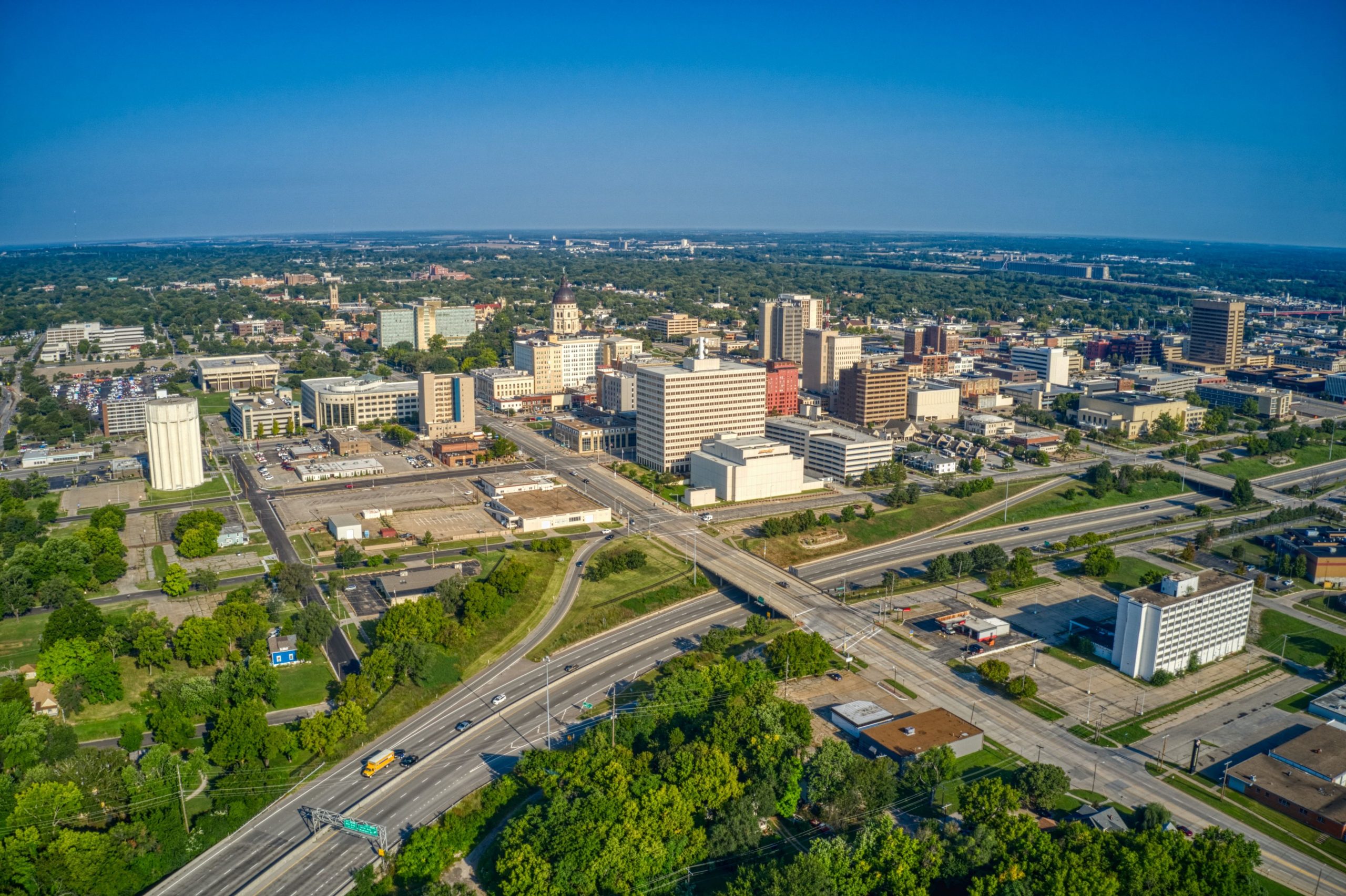 RED OAK FINANCIAL PROVIDES $5.4M ACQUISITION LOAN FOR MULTIFAMILY COMPLEX IN TOPEKA, KANSAS