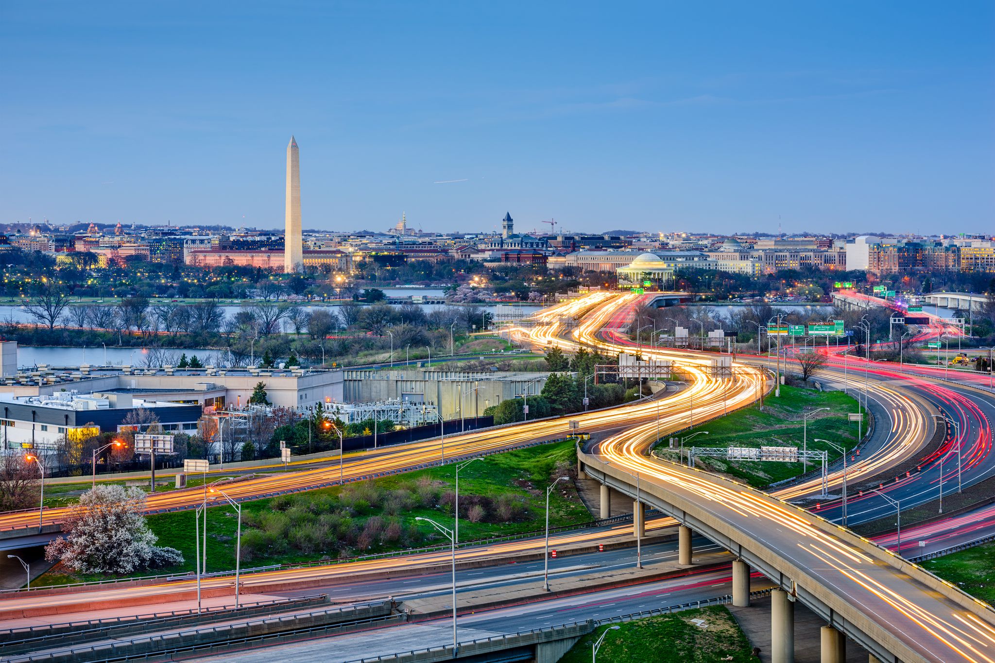 BRIDGE LOAN FOR METRO D.C. APARTMENTS